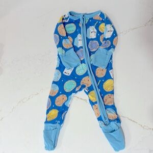 SOLD - Cookies & Milk Zippy